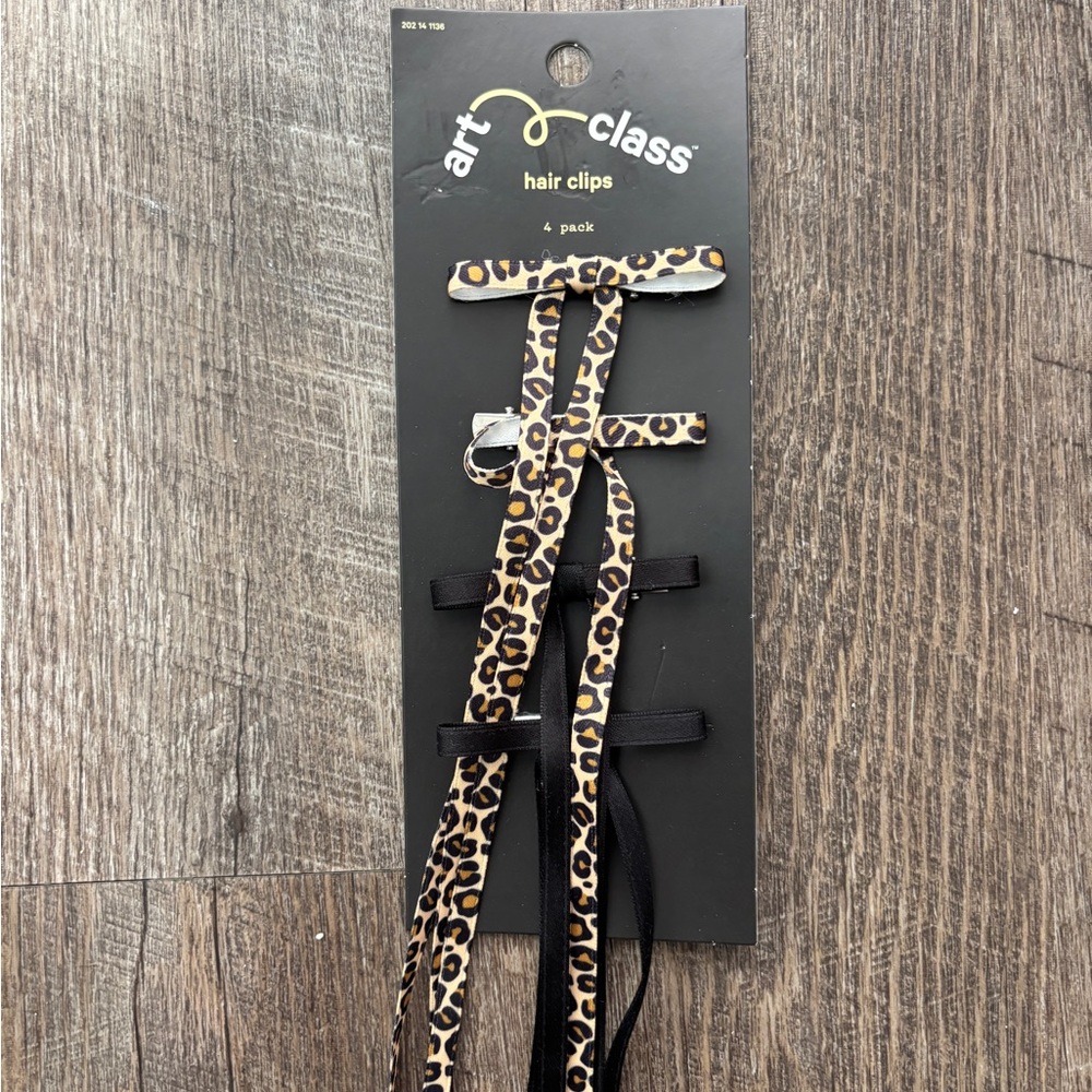 art class Leopard Print Hair Clips - Black & Brown